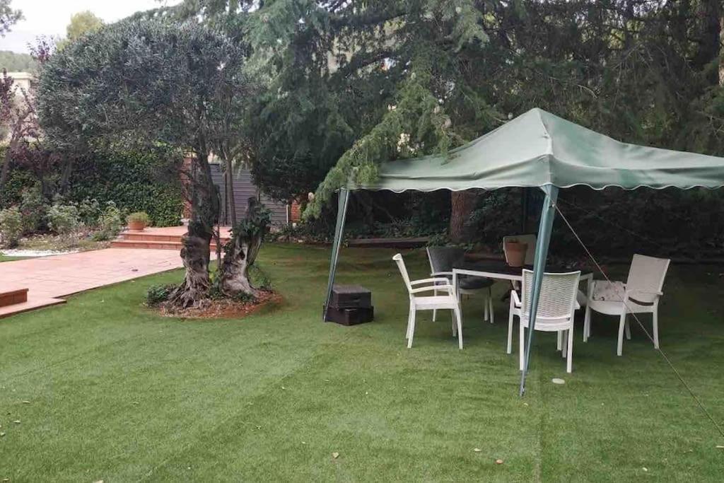 Alojamiento Privado En Casa De Montana Matadepera Exterior photo